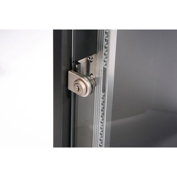 Thon Glass Door 14U Studio