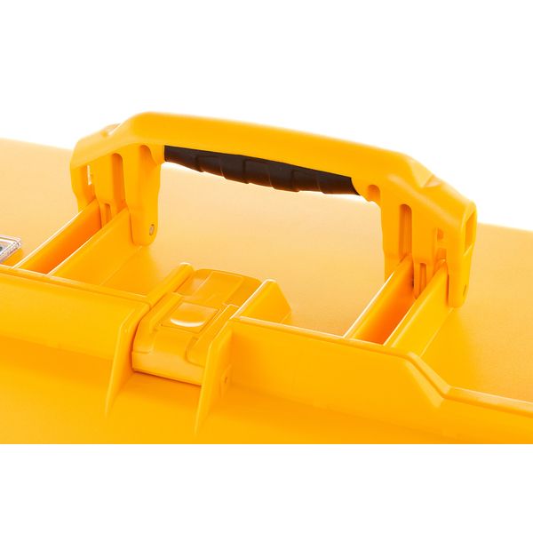 Peli 1615 Air Foam Yellow