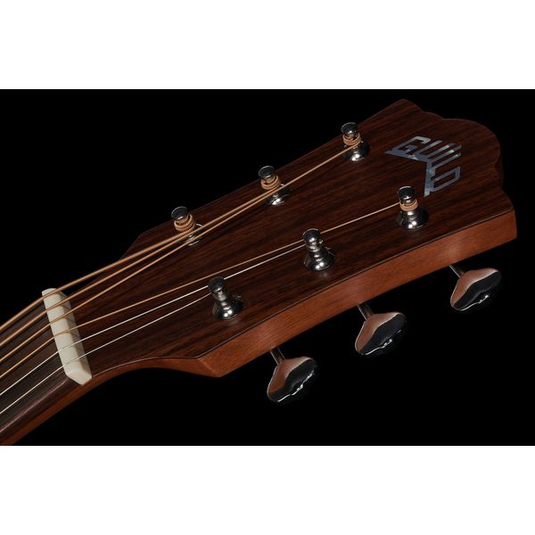 Guild Jumbo Junior Mahogany