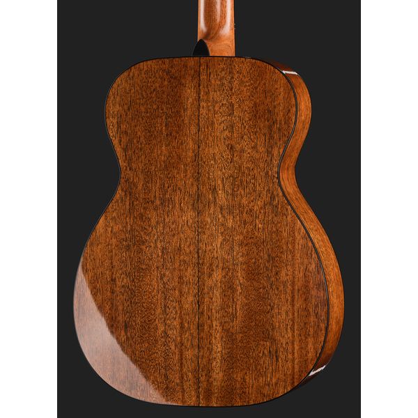 Martin Guitar 0018