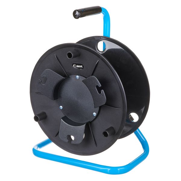 Adam Hall 3 STAR CD 042