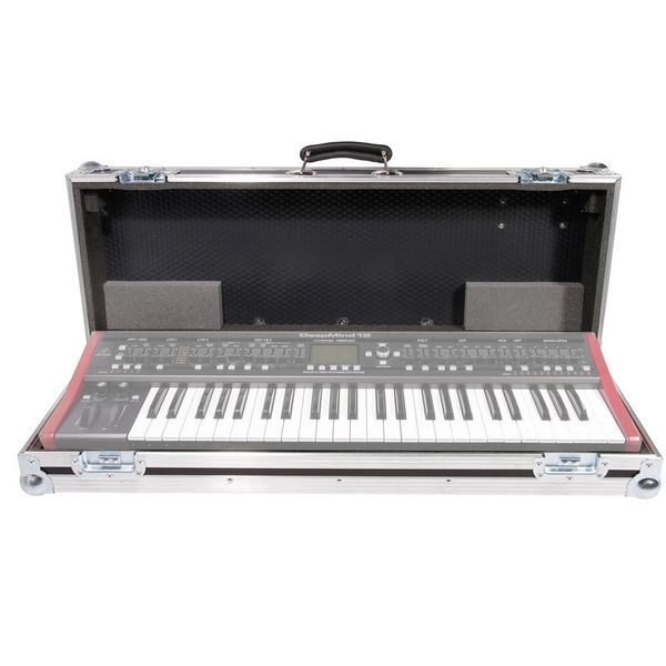 Thon Case Behringer DeepMind 12