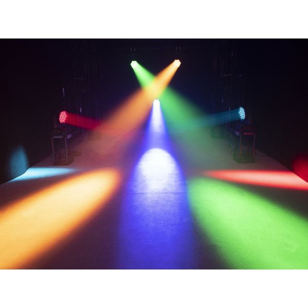 Futurelight EYE-19 HCL Zoom LED MW Wash