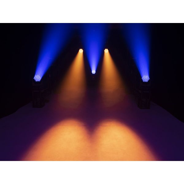 Futurelight EYE-19 HCL Zoom LED MW Wash