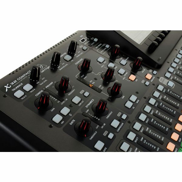 Behringer X32 Compact