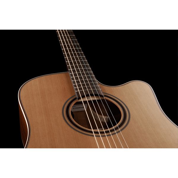 Takamine P3DC w/Softcase