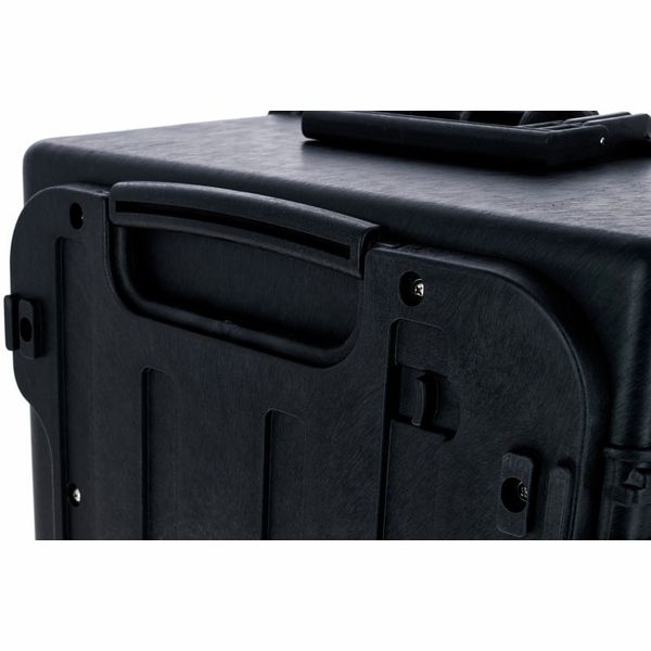 Explorer Cases 5833.B Black
