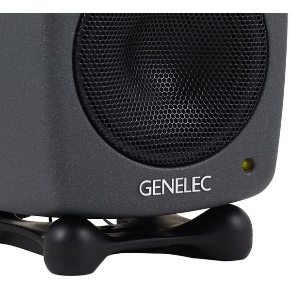 Genelec 8010 AP M-Control Bundle