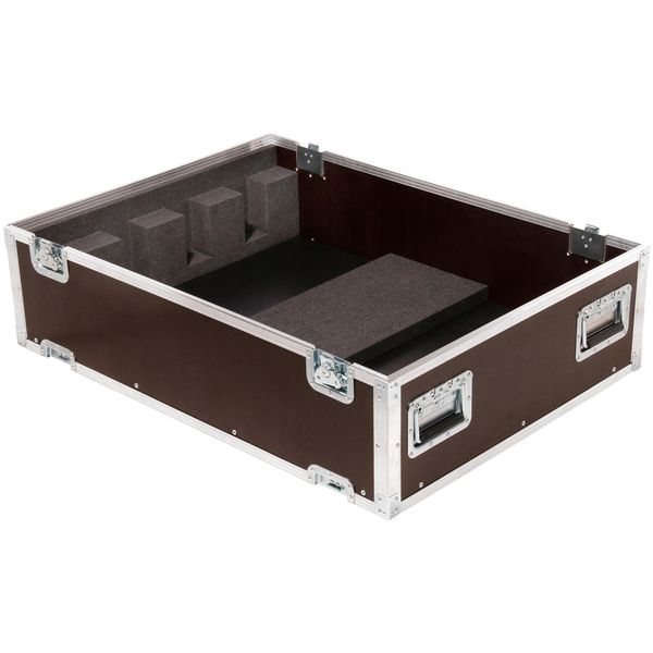 Thon Ext. Case 4x Cameo PixBar 650