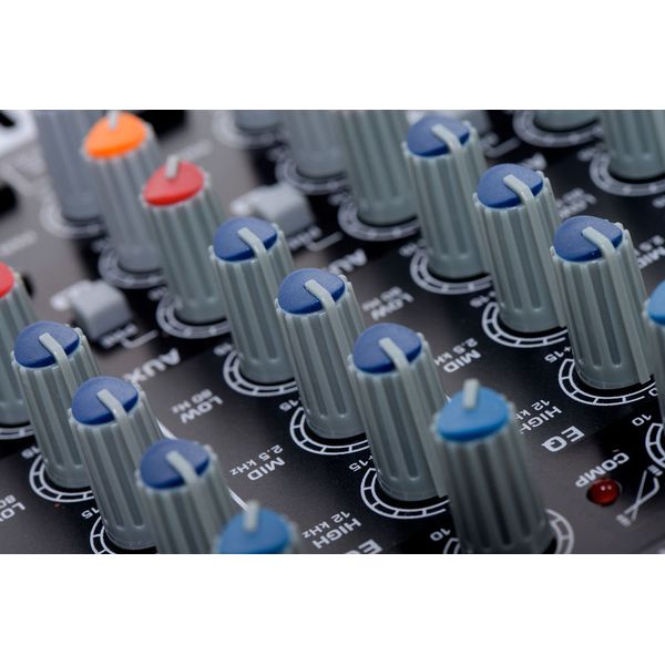 Behringer Xenyx X1204 USB