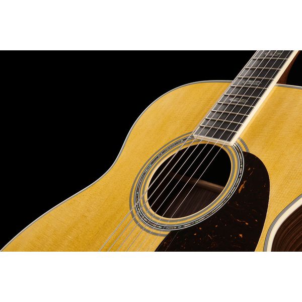 Martin Guitar J-40