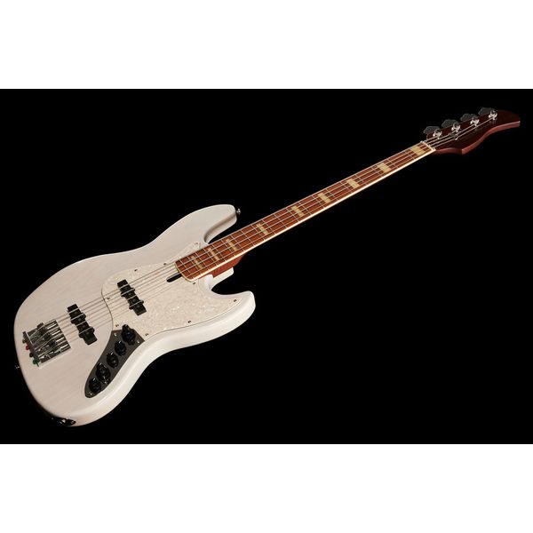 Marcus Miller V8-4 WB