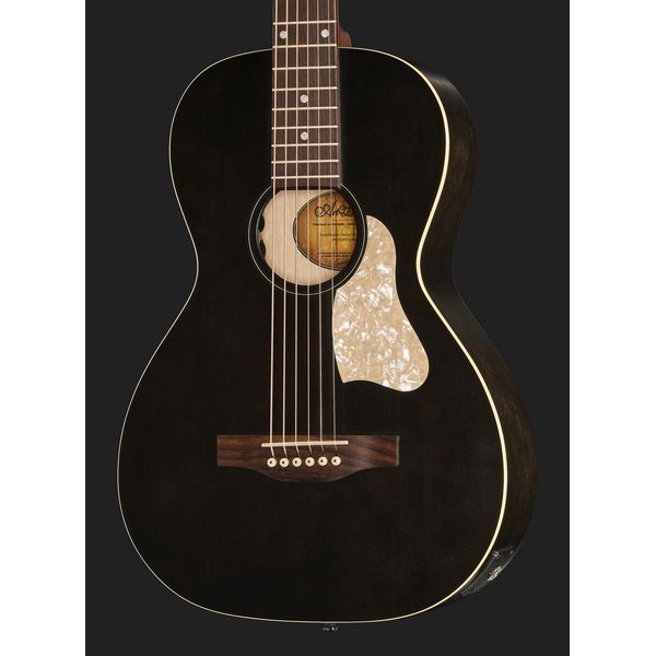 Art & Lutherie Roadhouse Faded Black A/E