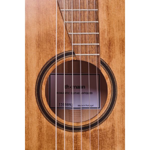 Thomann Romantic Guitar Antiqued