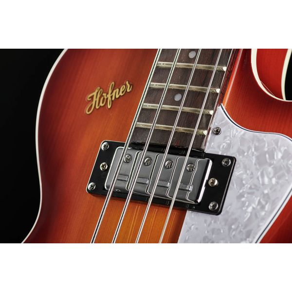 H&ouml;fner Club Bass Ignition SE Sunburst
