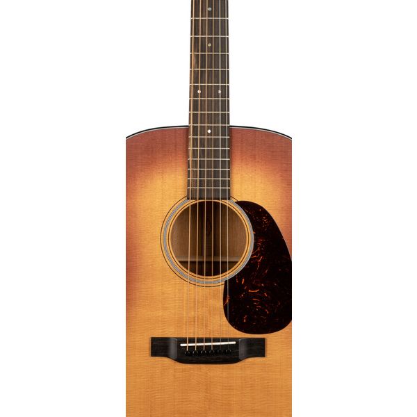 Martin Guitar D-18 Satin Amberburst