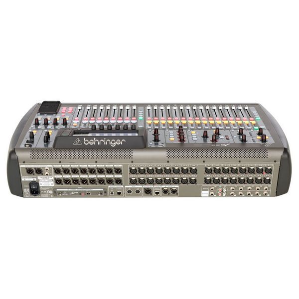 Behringer X32