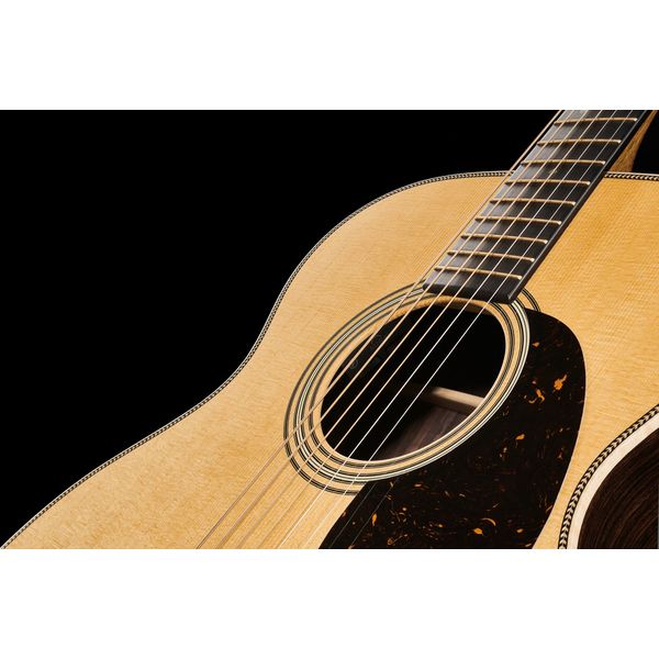Martin Guitar 000-28E Modern Deluxe
