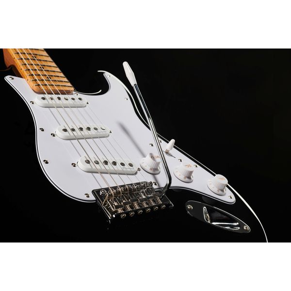 Harley Benton ST-62MN BK Vintage Seri Bundle