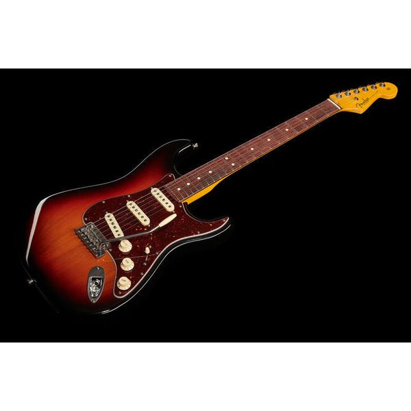 Fender AM Pro II Strat 3TSB