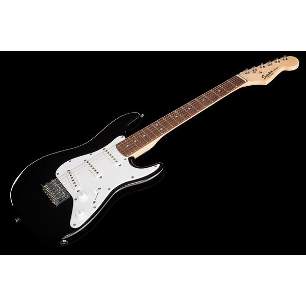 Squier Mini Strat V2 BK IL Bundle