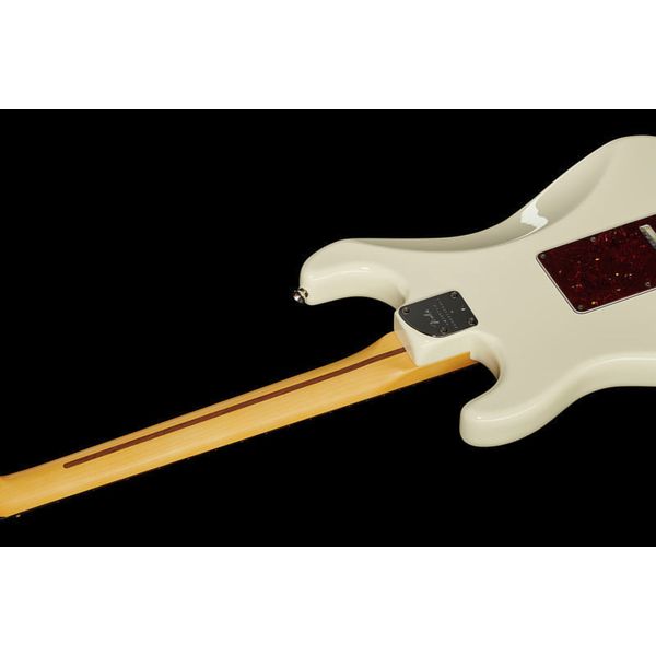 Fender AM Pro II Strat OWT