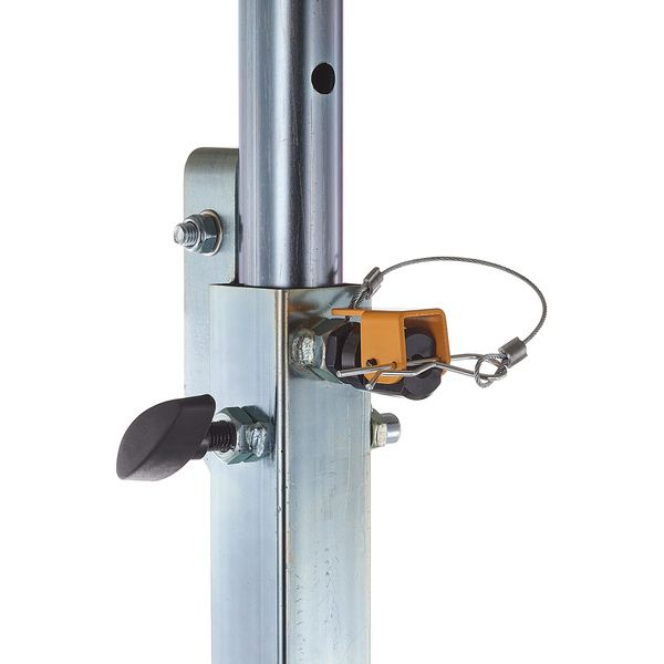 Roadworx Wind Up 100-4 Bundle