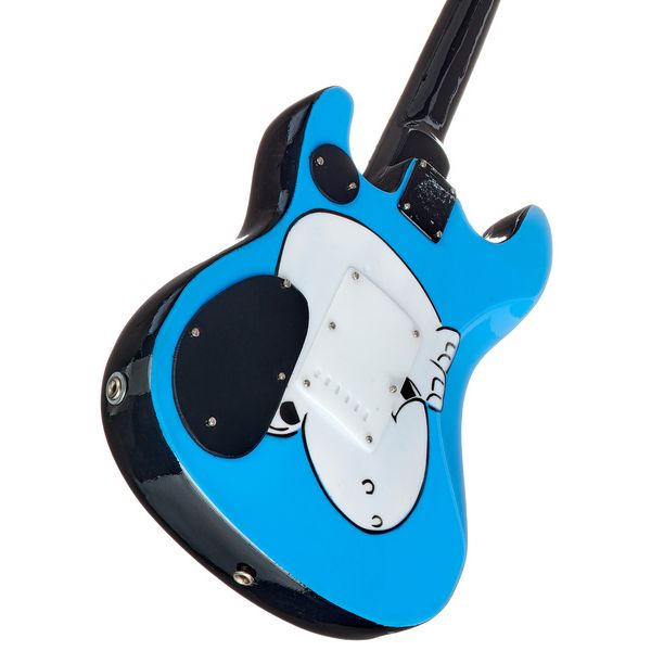 Axe Heaven Tom Morello Arm The Homeless