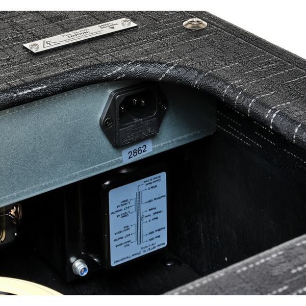 Supro Amulet 1x10 Black on Black