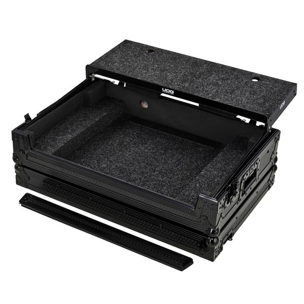 UDG Ultimate Flight Case DDJ-REV7