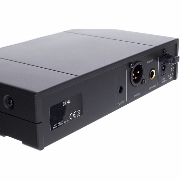 AKG PW45 Sport Set ISM