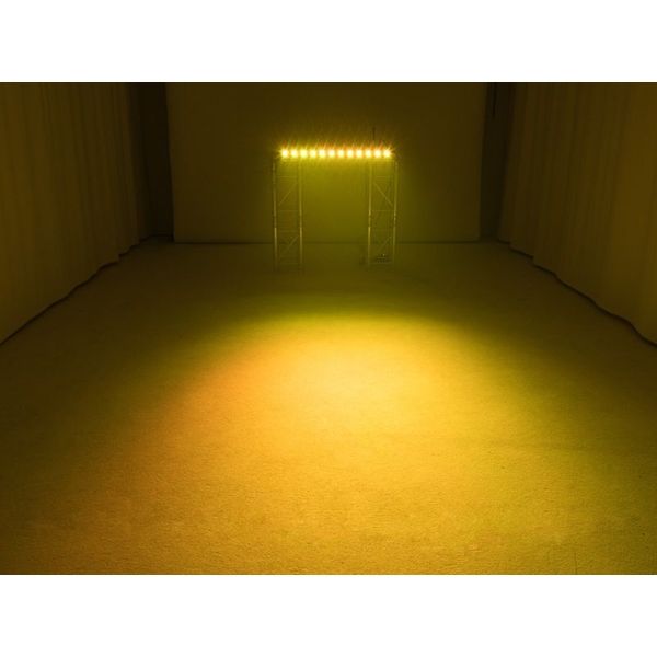 Eurolite LED Bar-12 QCL RGB+UV