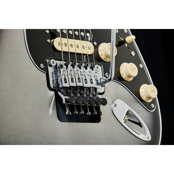Fender AM Ultra Luxe Strat HSS FR SB