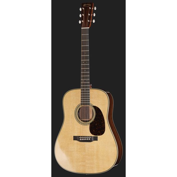 Martin Guitar HD28E
