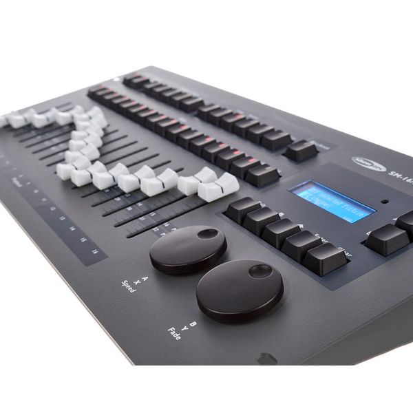 Showtec SM-16/2 FX