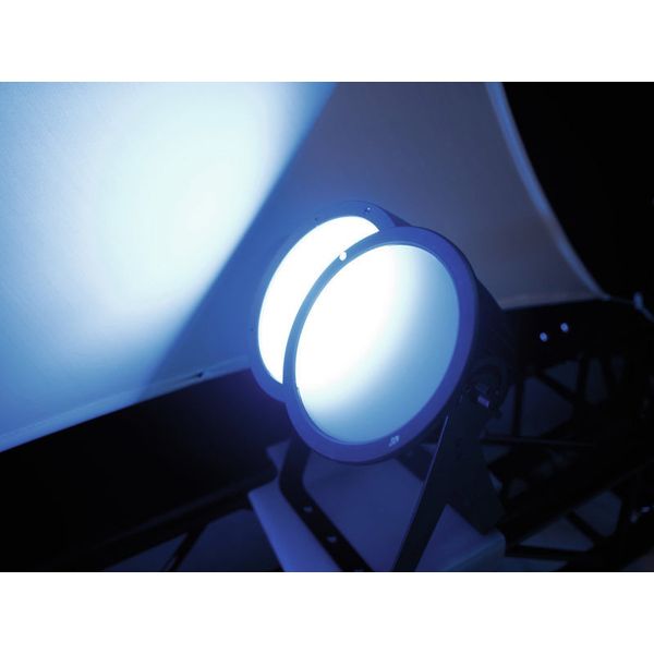 Eurolite LED Theatre COB 200 RGB+WW