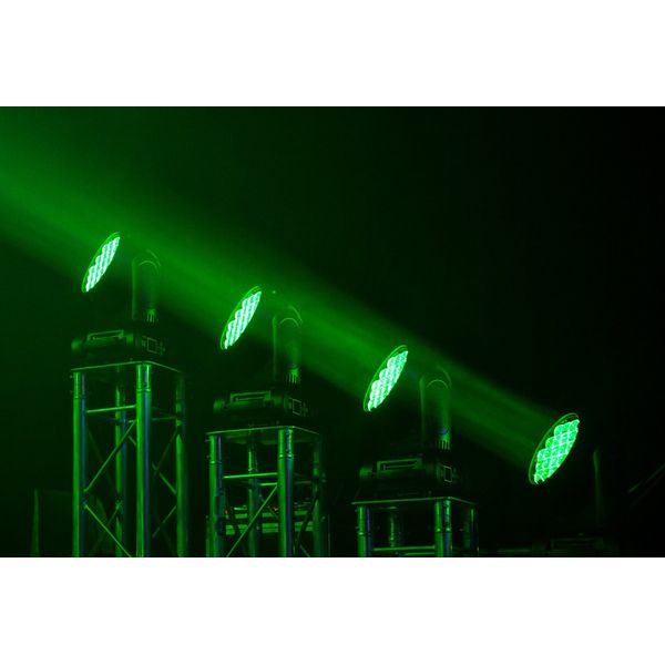 Futurelight EYE-19 HCL Zoom LED MW Wash