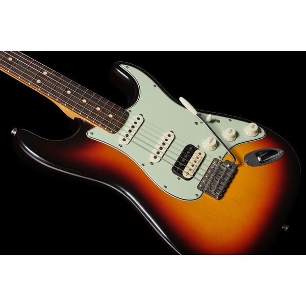Fender 63 Strat RW 3TSb CC HSS