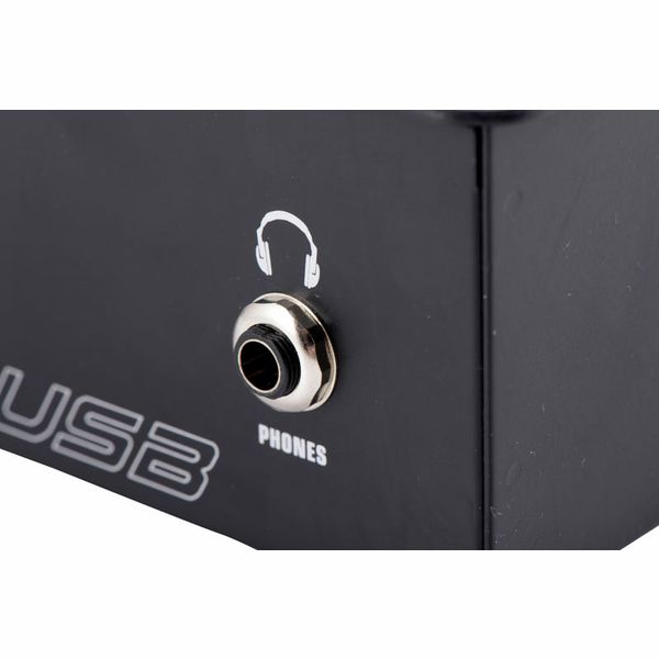 Behringer VMX100USB