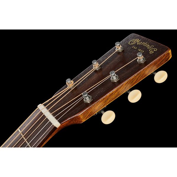 Martin Guitar 000-16 StreetMaster