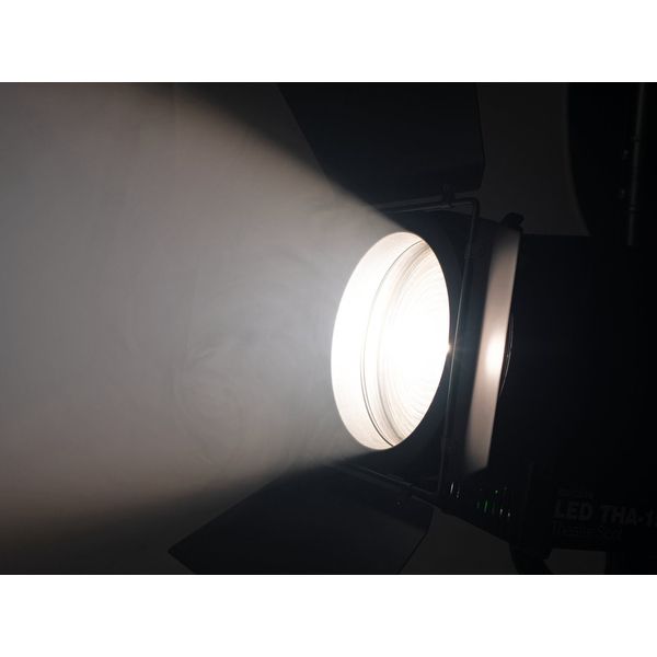 Eurolite LED THA-150F Theater-Spot