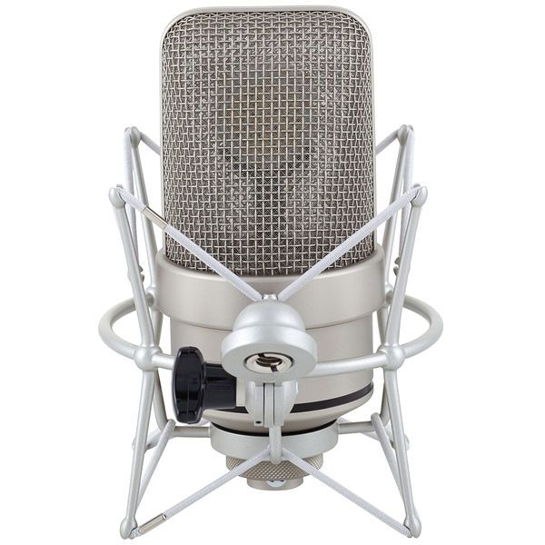 Neumann TLM 49
