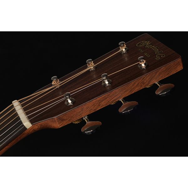 Martin Guitar 0-18
