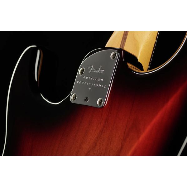 Fender AM Pro II Strat HSS RW 3TSB