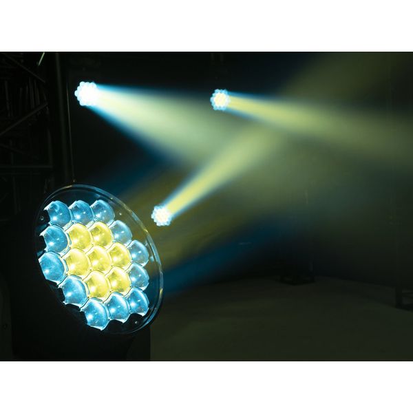 Futurelight EYE-19 HCL Zoom LED MW Wash
