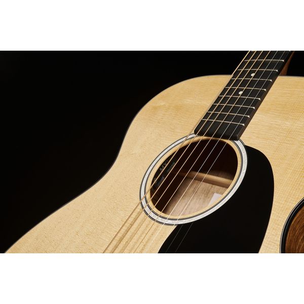 Martin Guitar 000-12E Koa