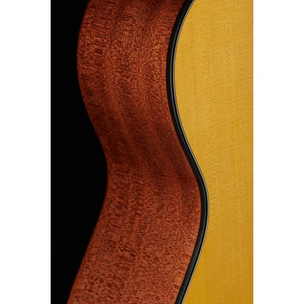 Martin Guitar 000JR-10E Shawn Mendes