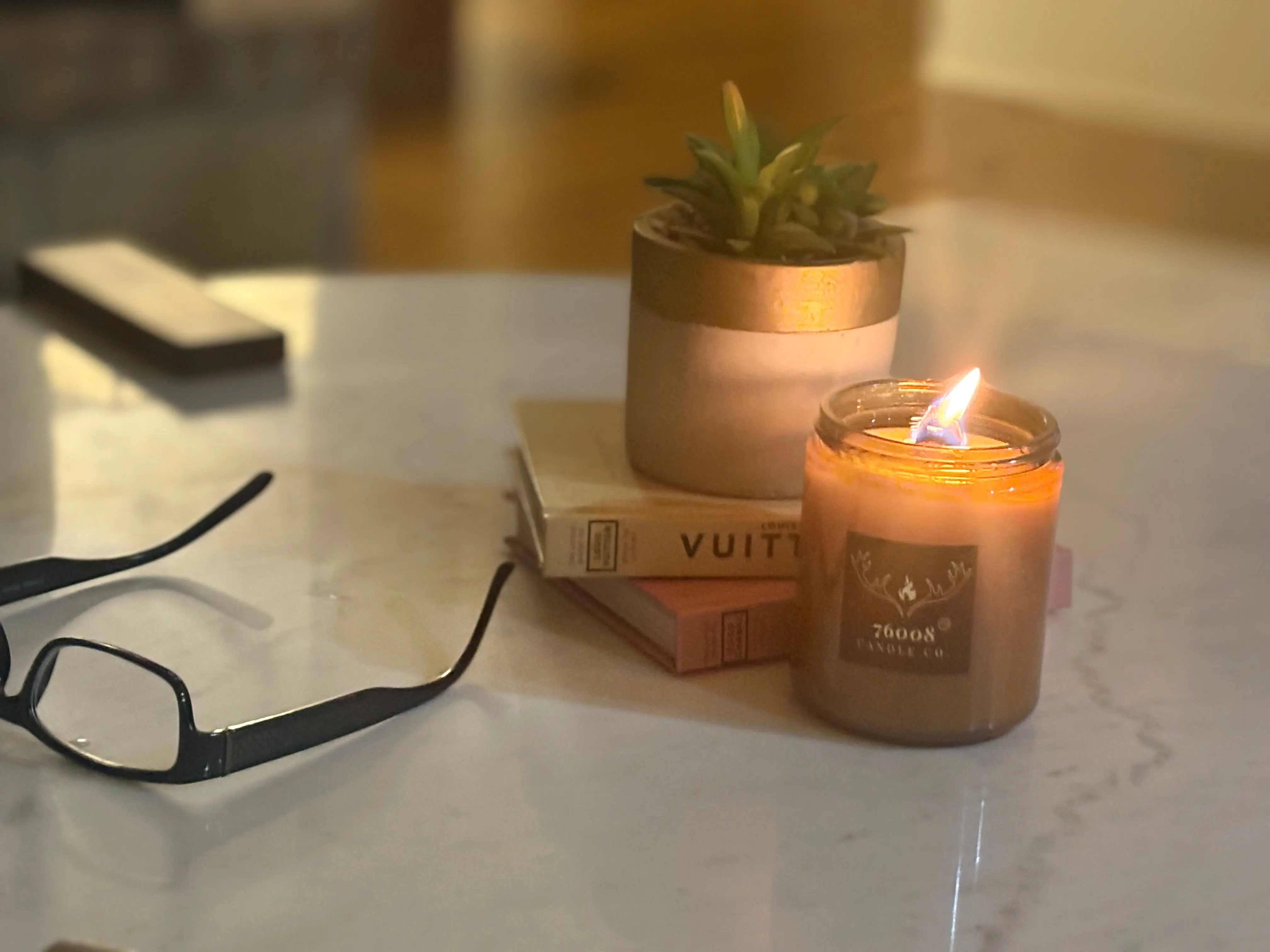 Luxury Patchouli Scented Candle | Aromatherapy Woodwick Candles for Home, Handcrafted Long - Lasting Soy Wax Candles | Gifts for Men and Women