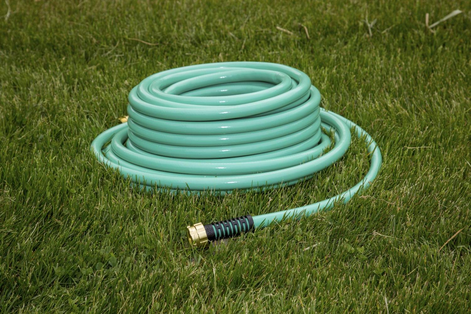 Swan FlexritePRO Heavy Duty Garden Hose, 5/8′′ 400 PSI, Green, Professional Grade