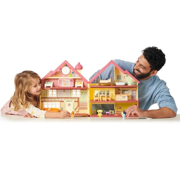 Bluey Ultimate Lights & Sounds Playhouse with Lucky Figures Set – 3 Story Interactive Toy House